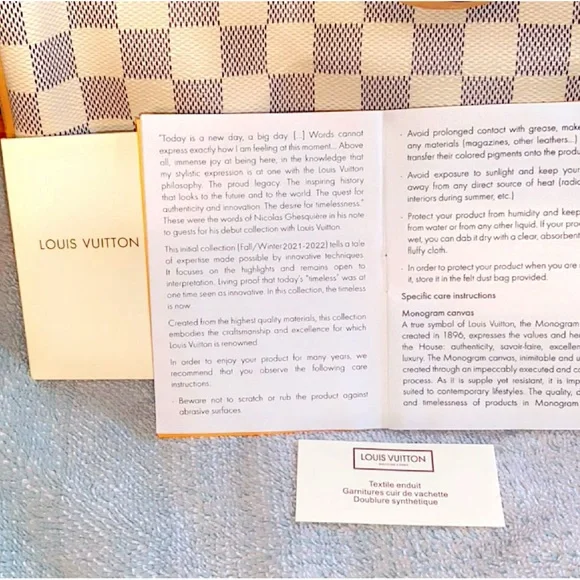 Louise Vuitton Damier Azur Purse, Brand New, “A MUST SEE.” - Picture 6 of 12